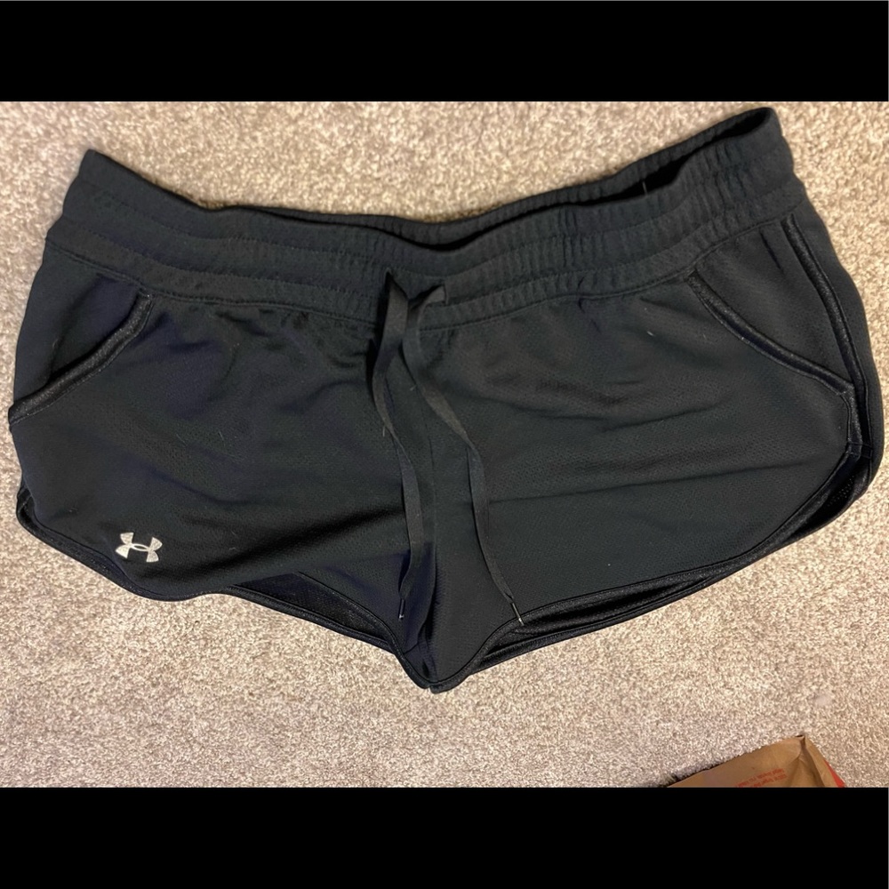Under Armour black athletic shorts with pockets